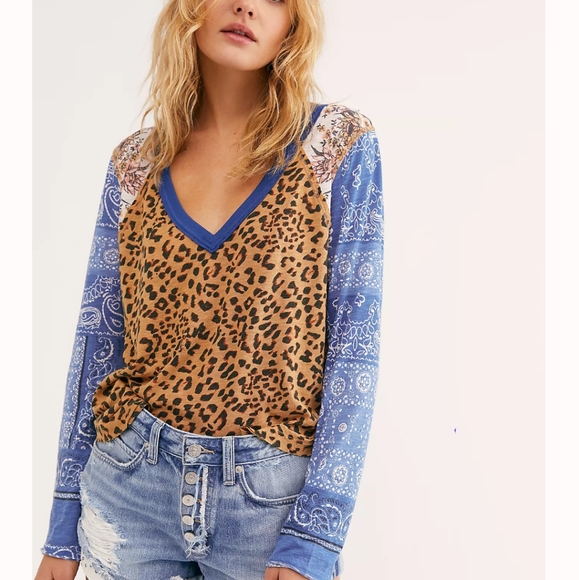 Free People Tops - Free people long sleeve tee